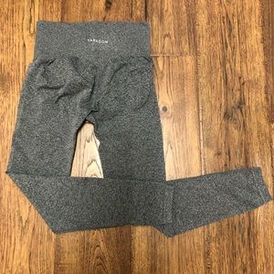 Paragon native seamless leggings, size large.